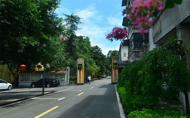 1工廠外景.jpg